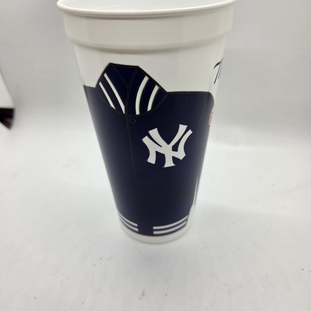 Vintage New York Yankees MLB ICEE Souvenir Cup Plastic Tumbler Varsity Jacket NY